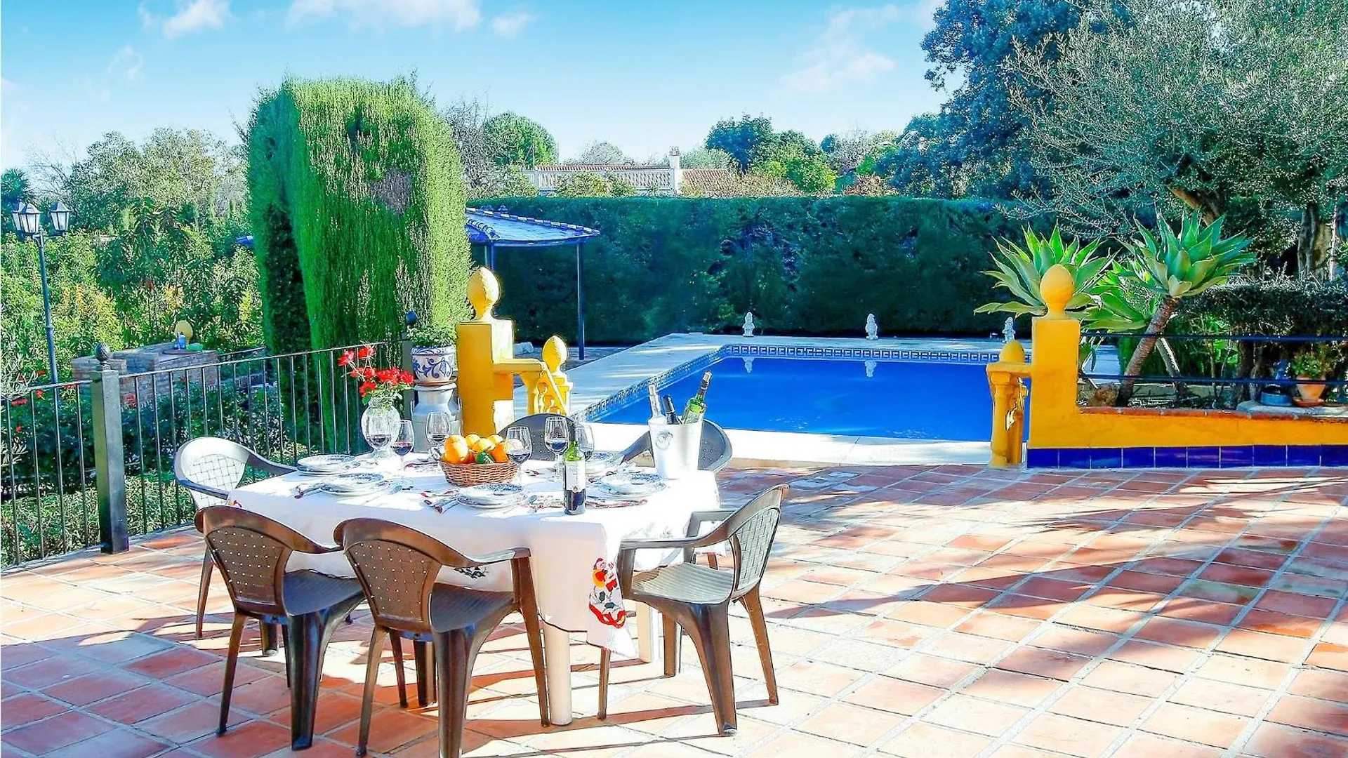 Lovely Home In Alhaurin De La Torre With Wifi
