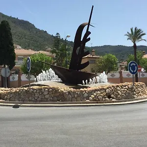  Сasa de vacaciones Chalet Con Barbacoa, Chimenea Y Piscina En
