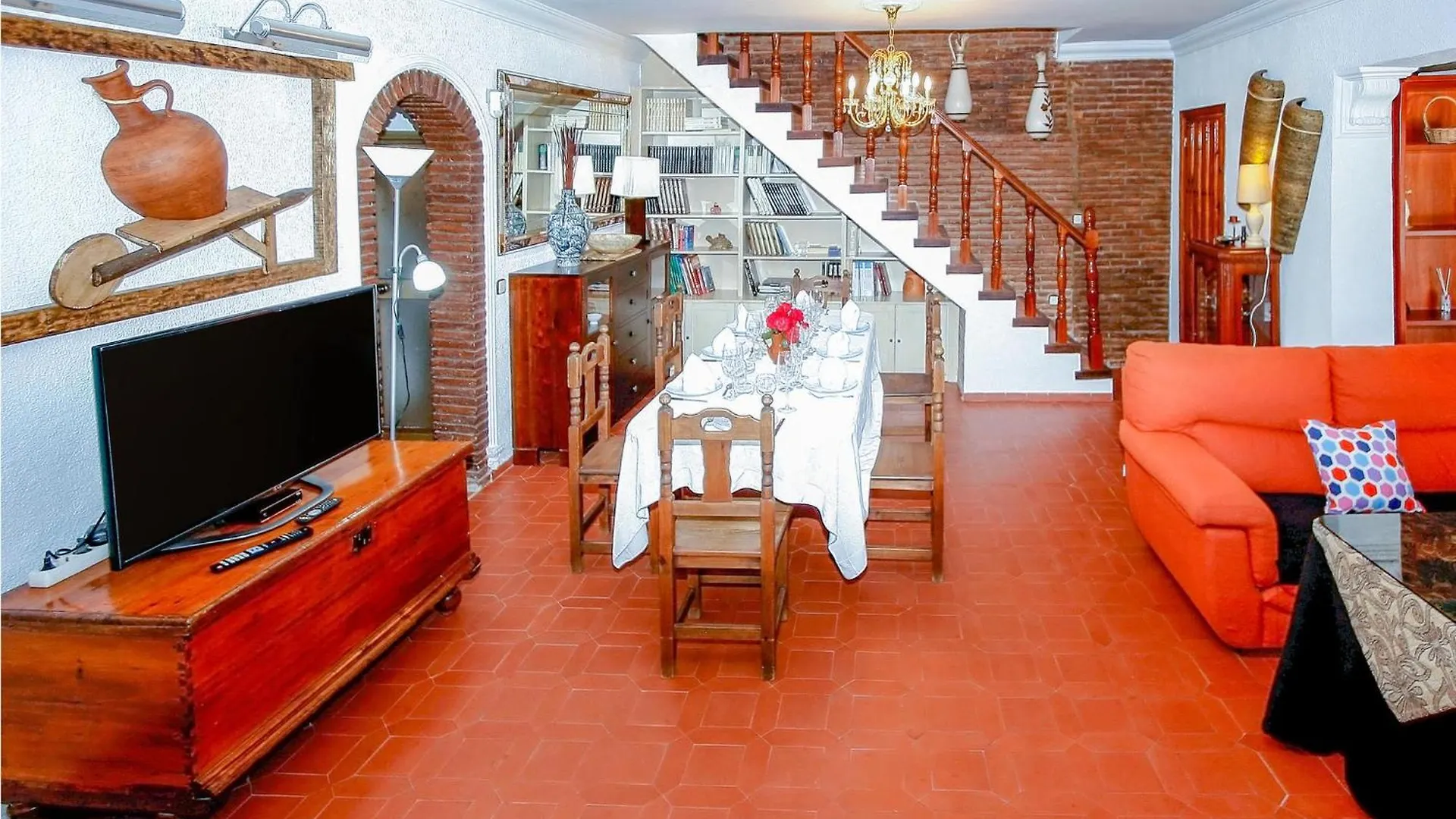 Holiday home Lovely Home In Alhaurin De La Torre With Wifi